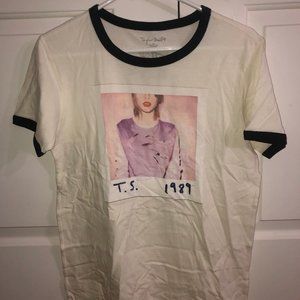 Taylor Swift Merch